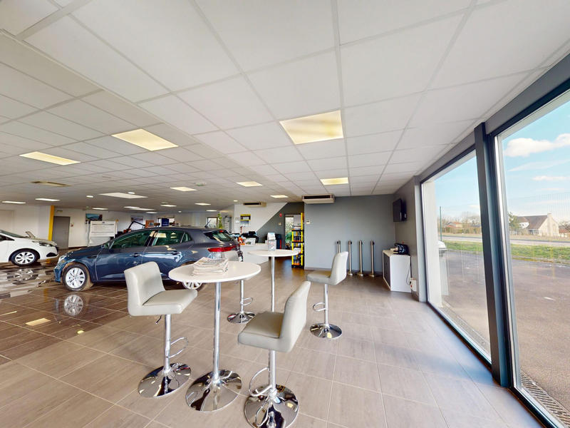 Local d'activités - 428 m² - 8 pièces