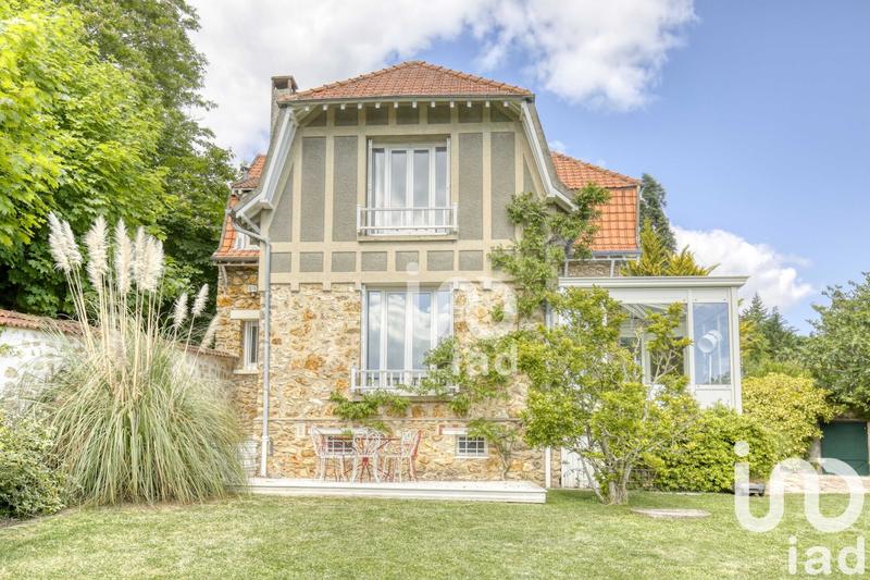 Maison - 177 m² - 6 pièces