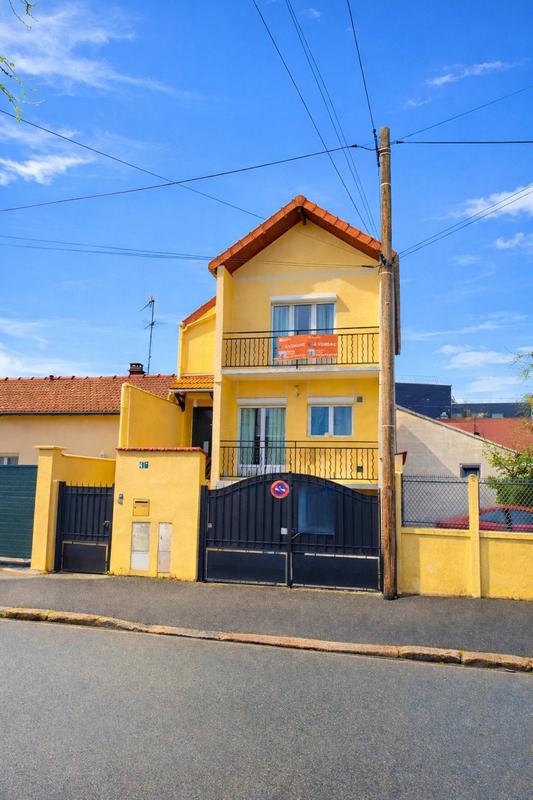 Maison de ville - 134 m² - 8 pièces