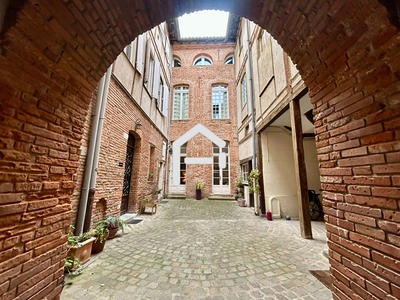 Appartement - 99 m² - 4 pièces