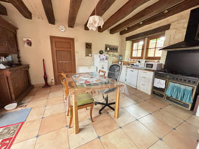 Maison ancienne - 186 m² - 8 pièces