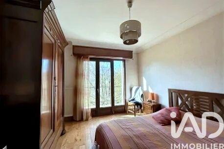 Maison - 175 m² - 8 pièces