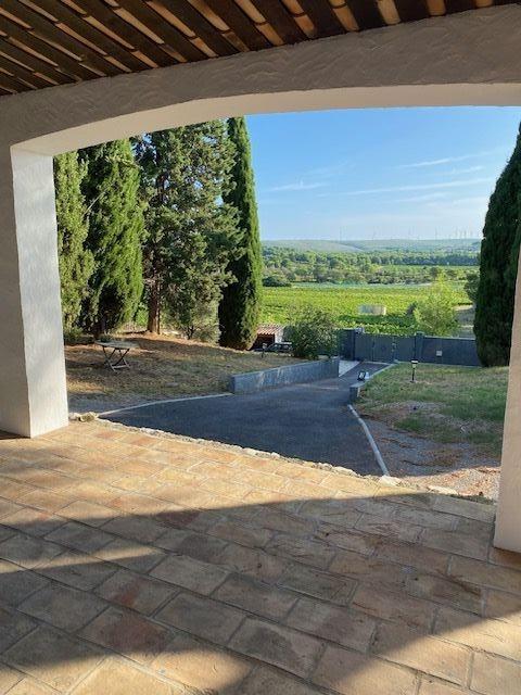 Propriété - 230 m² - 6 pièces