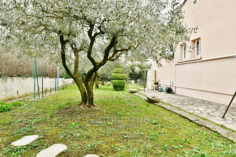 Villa - 111 m² - 5 pièces