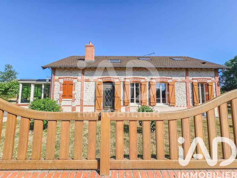 Maison - 185 m² - 7 pièces