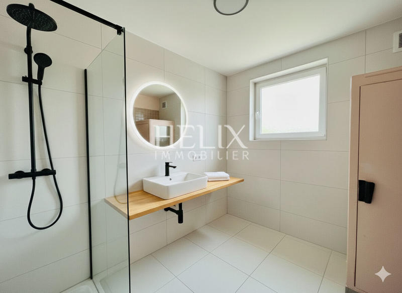 Appartement - 84 m² - 4 pièces