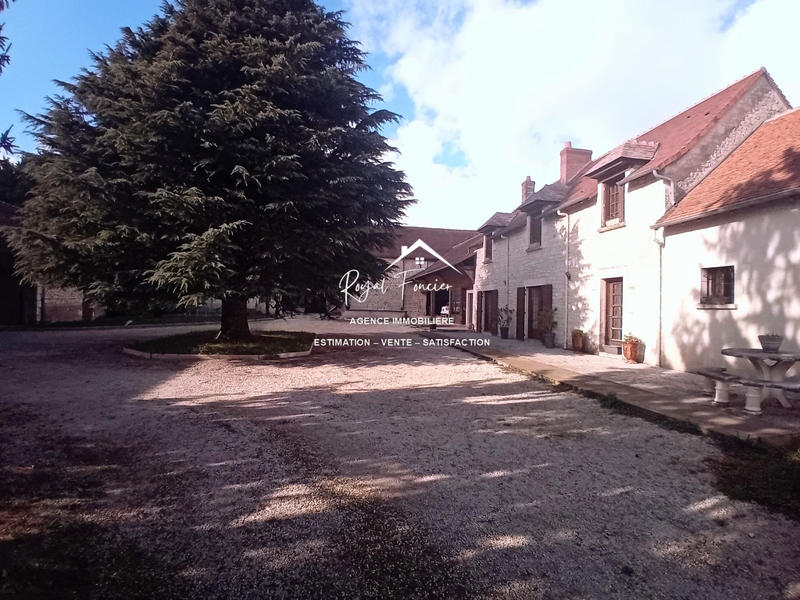 Maison ancienne - 180 m² - 5 pièces