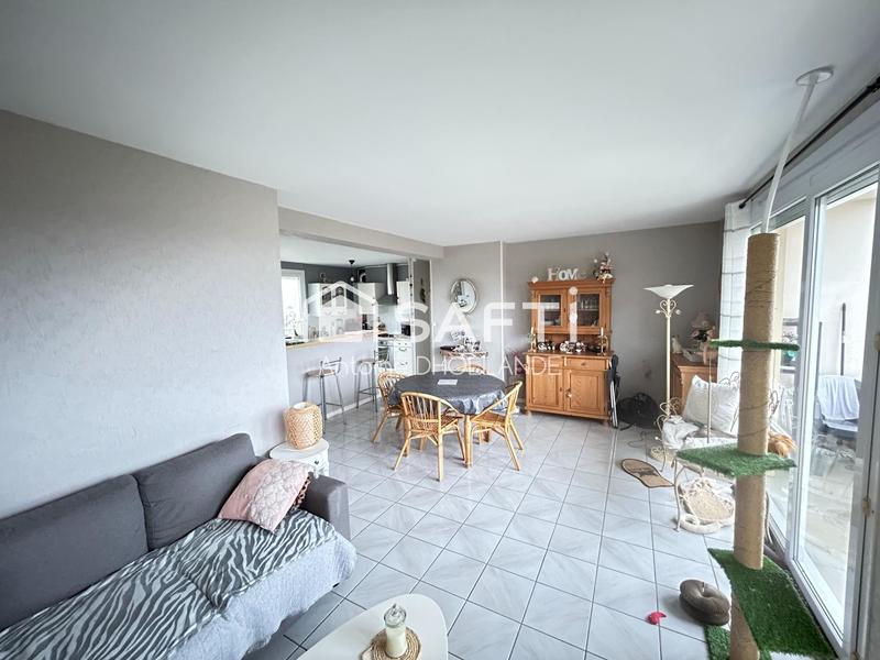 Appartement - 80 m² - 4 pièces