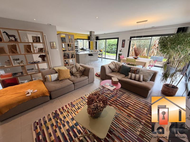 Maison contemporaine - 156 m² - 5 pièces