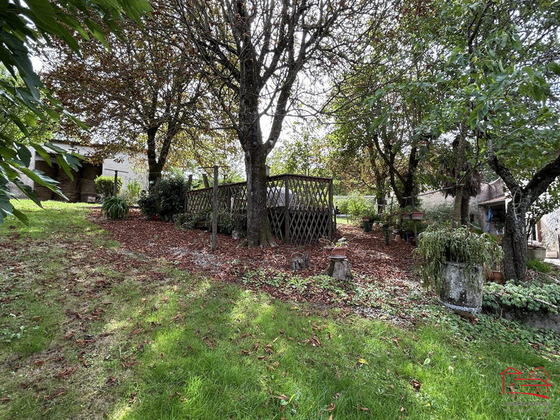 Maison ancienne - 186 m² - 8 pièces