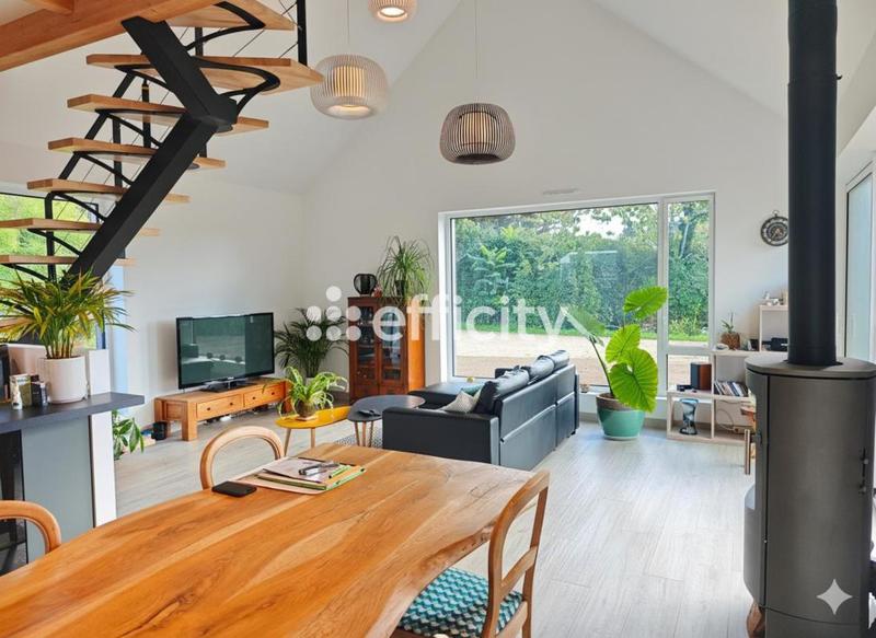 Maison - 113 m² - 5 pièces