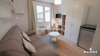 Studio - 14 m² - 1 pièce