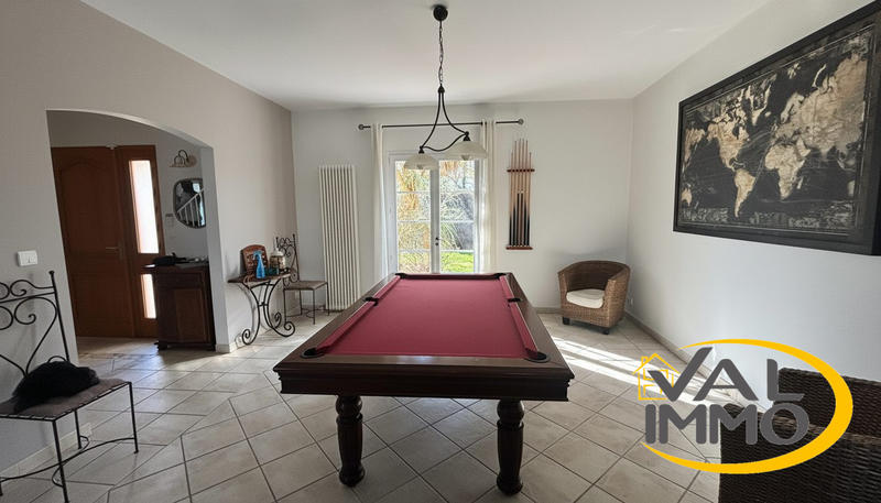 Villa - 200 m² - 6 pièces