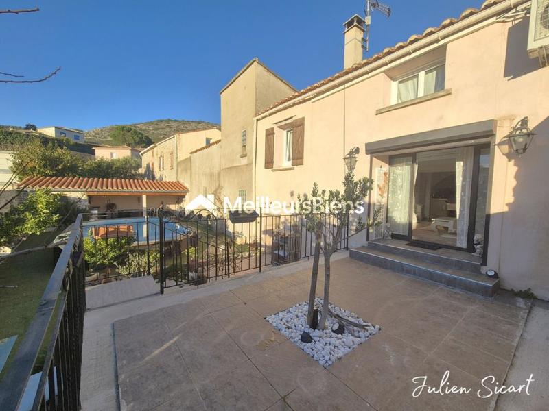 Maison de village - 125 m² - 5 pièces