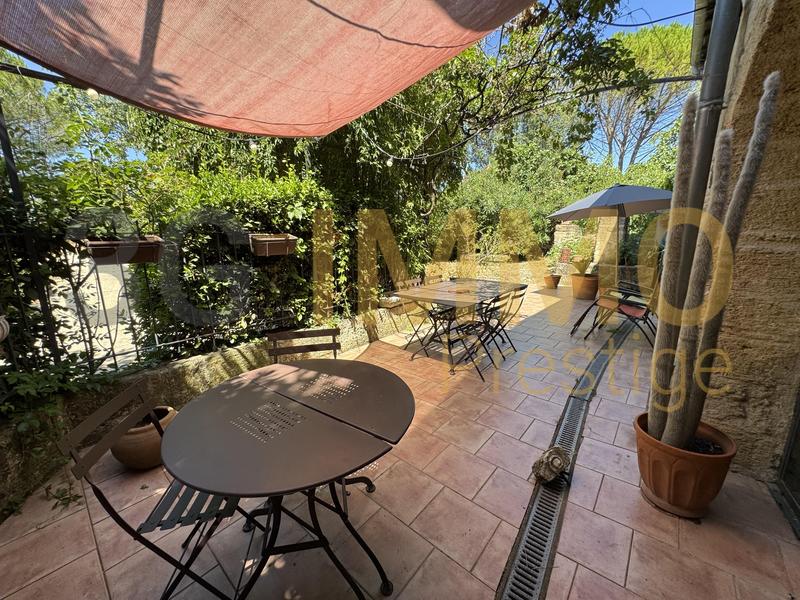 Moulin - 182 m² - 9 pièces