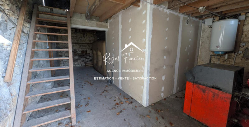 Maison ancienne - 148 m² - 8 pièces