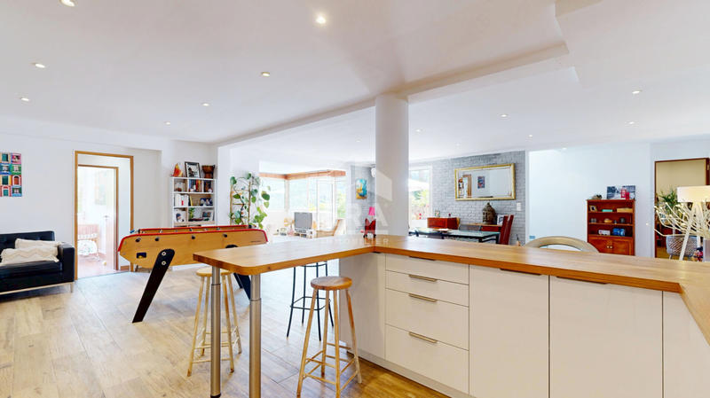 Appartement - 140 m² - 3 pièces