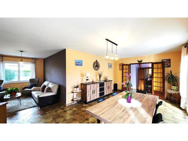 Pavillon - 120 m² - 6 pièces