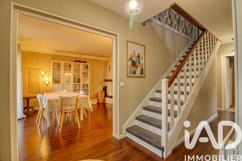 Maison - 122 m² - 6 pièces