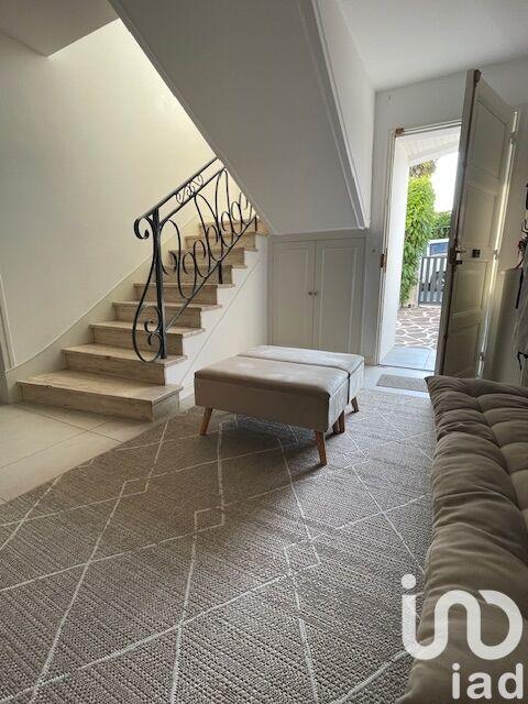 Maison - 176 m² - 8 pièces