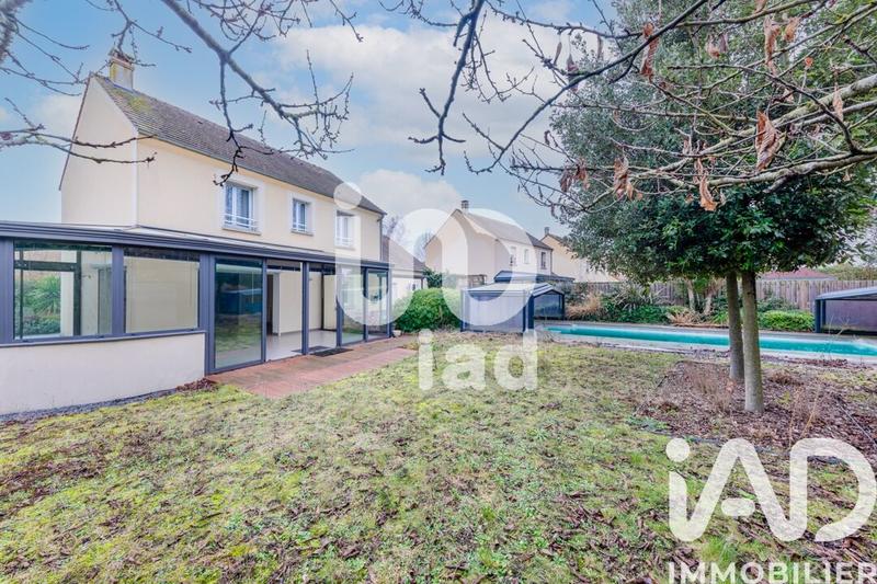 Maison - 180 m² - 7 pièces