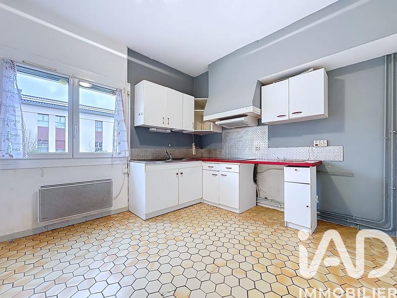 Maison - 171 m² - 7 pièces