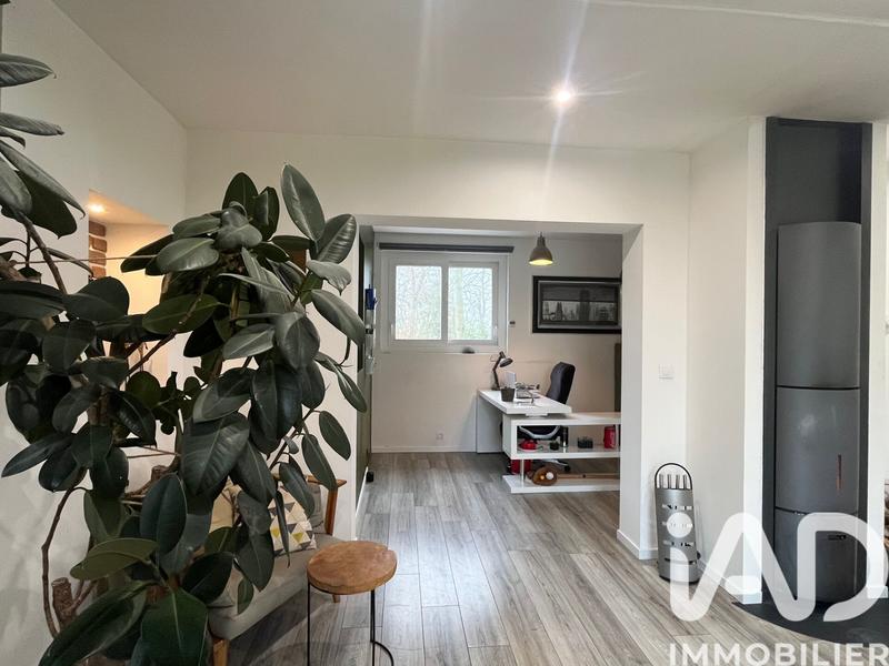 Maison - 210 m² - 8 pièces