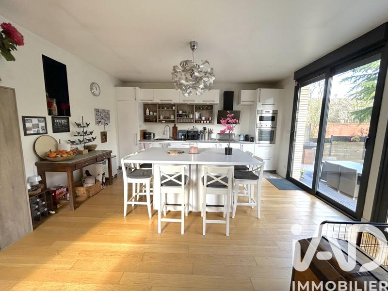 Maison - 162 m² - 7 pièces