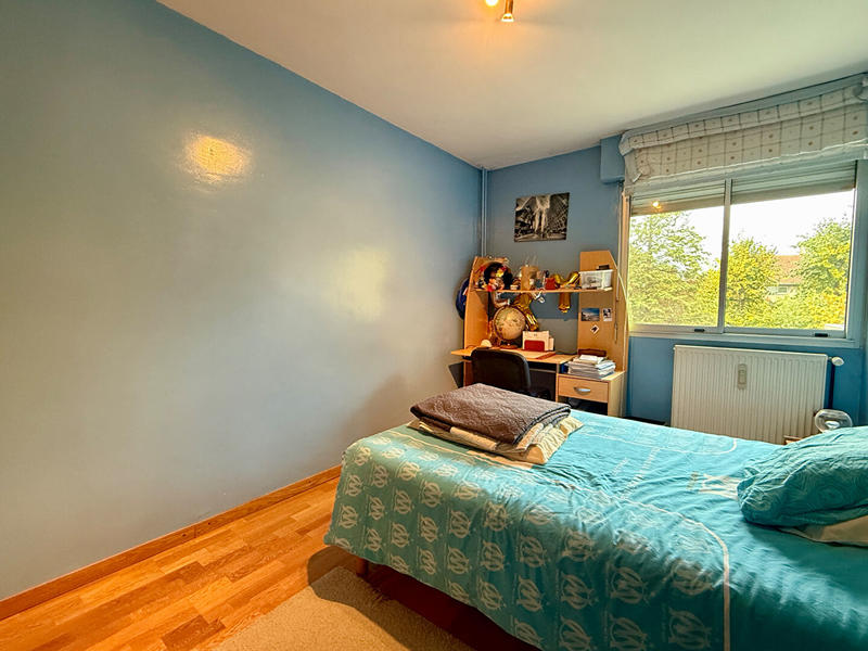 Appartement - 100 m² - 5 pièces