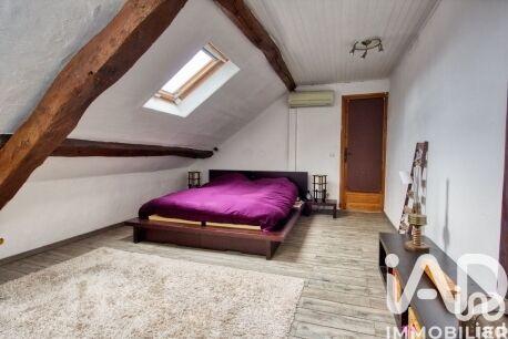 Maison - 202 m² - 8 pièces