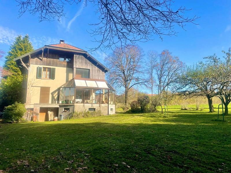 Maison - 162 m² - 8 pièces