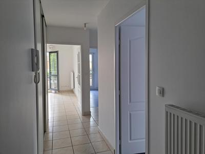 Appartement - 79 m² - 3 pièces