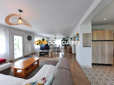 Maison - 313 m² - 10 pièces