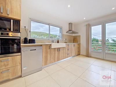 Villa - 139 m² - 4 pièces