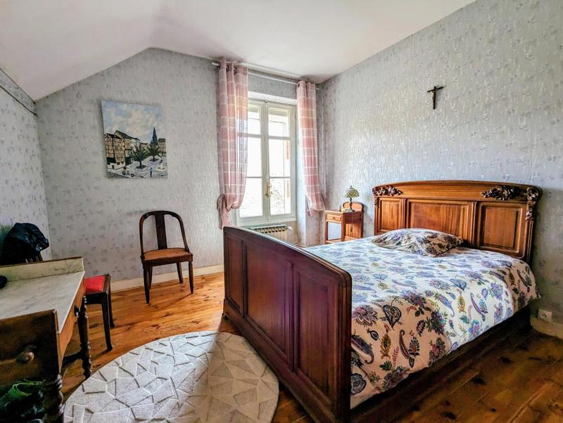 Maison - 160 m² - 7 pièces