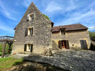 Maison - 98 m² - 4 pièces