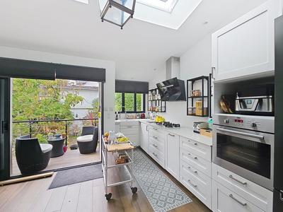 Maison - 152 m² - 7 pièces