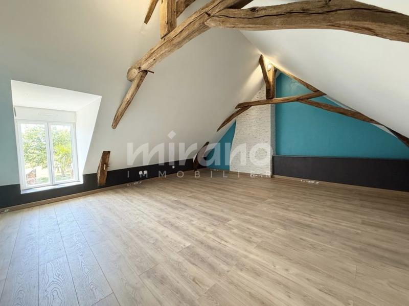 Maison ancienne - 437 m² - 12 pièces