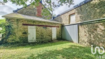 Maison - 95 m² - 5 pièces