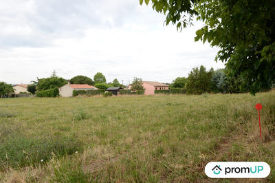 Terrain - 1 500 m²