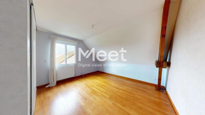 Maison - 196 m² - 6 pièces