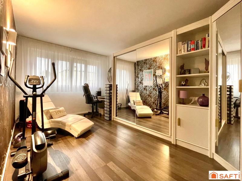 Appartement - 101 m² - 6 pièces