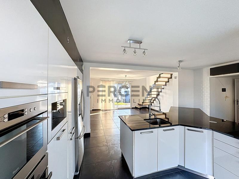 Maison - 154 m² - 5 pièces