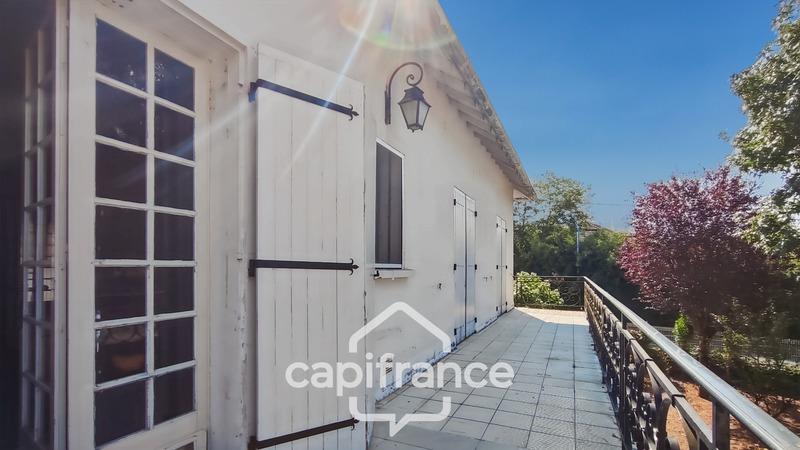 Maison - 157 m² - 7 pièces