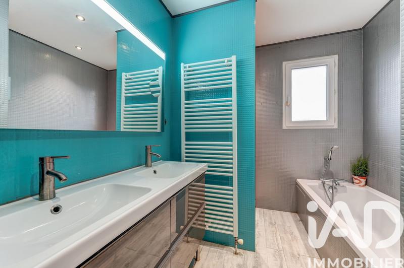 Maison - 115 m² - 4 pièces