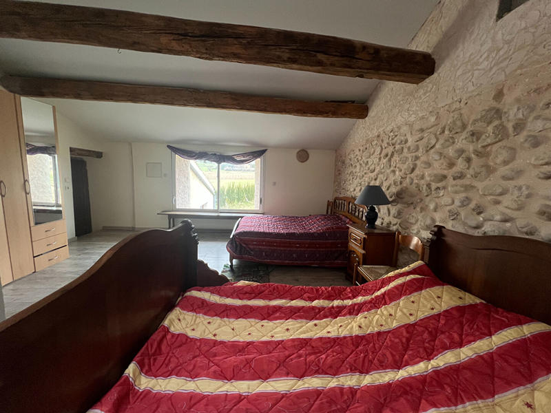 Maison - 266 m² - 9 pièces