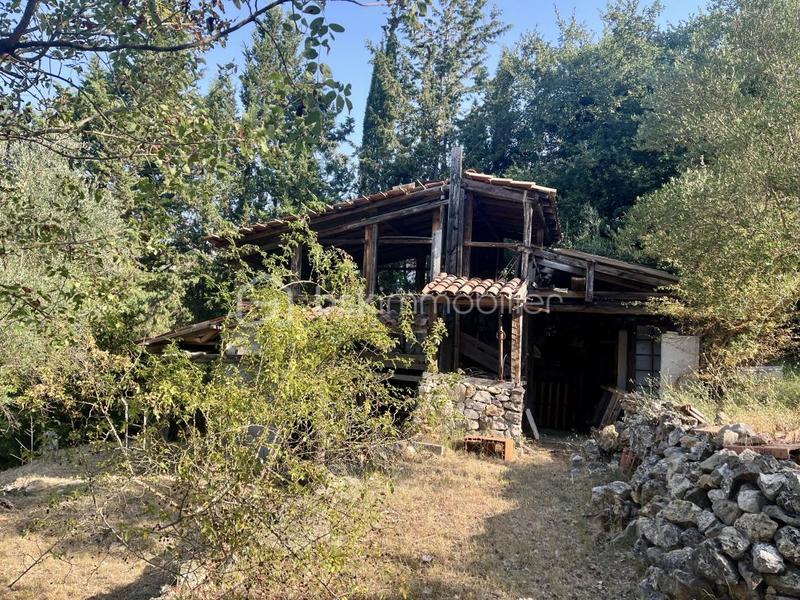 Maison traditionnelle - 85 m² - 3 pièces