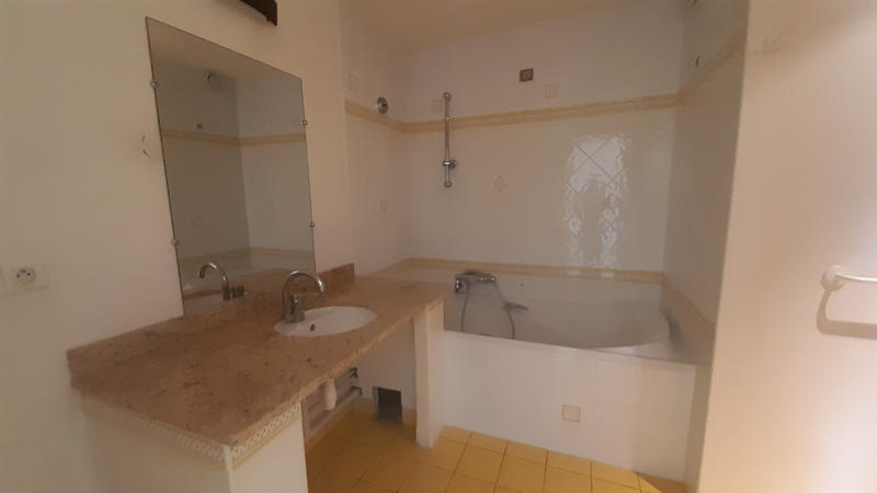 Appartement - 82 m² - 3 pièces