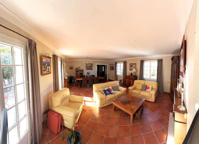 Bastide - 241 m² - 7 pièces