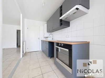 Appartement - 83 m² - 4 pièces